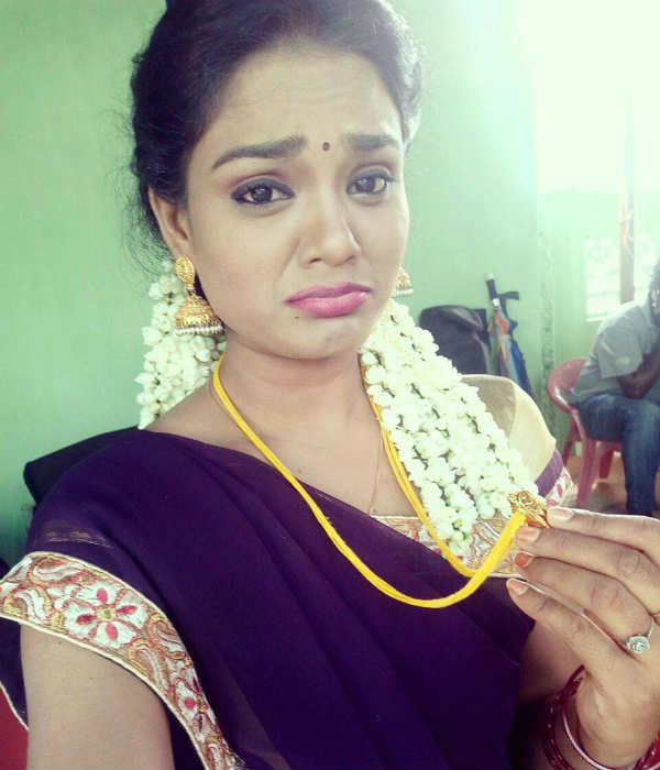  ஆச்சரியத்தில் ரசிகர்கள்