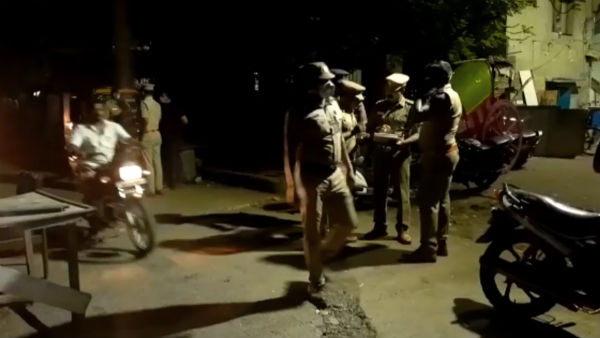 Chennai : 7 members family brutally attacked by knife, one killed on the spot Chennai : 7 members family brutally attacked by knife, one killed on the spot
