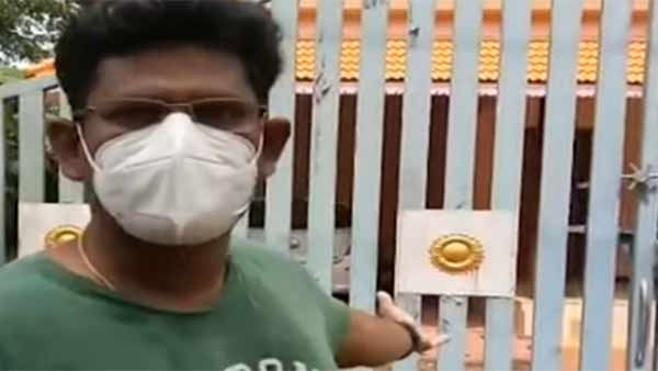 காரை மட்டுமாவது கொடு 