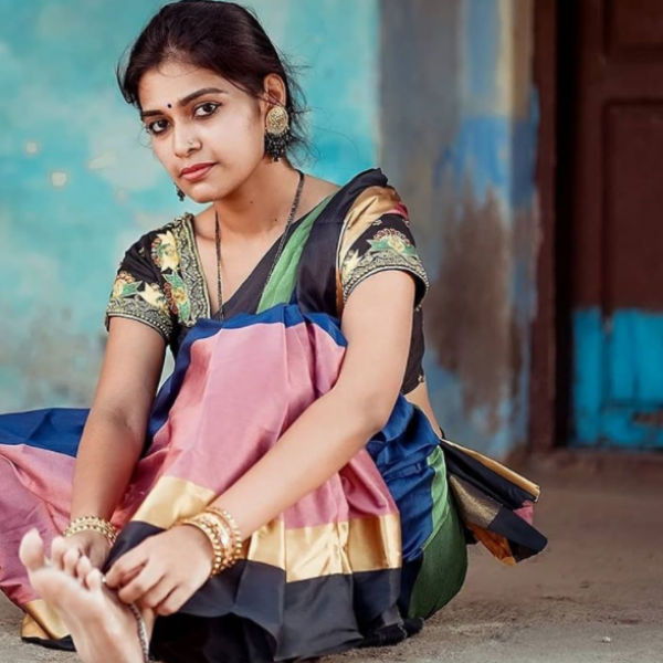  மேக்கப்பே வேண்டாம்