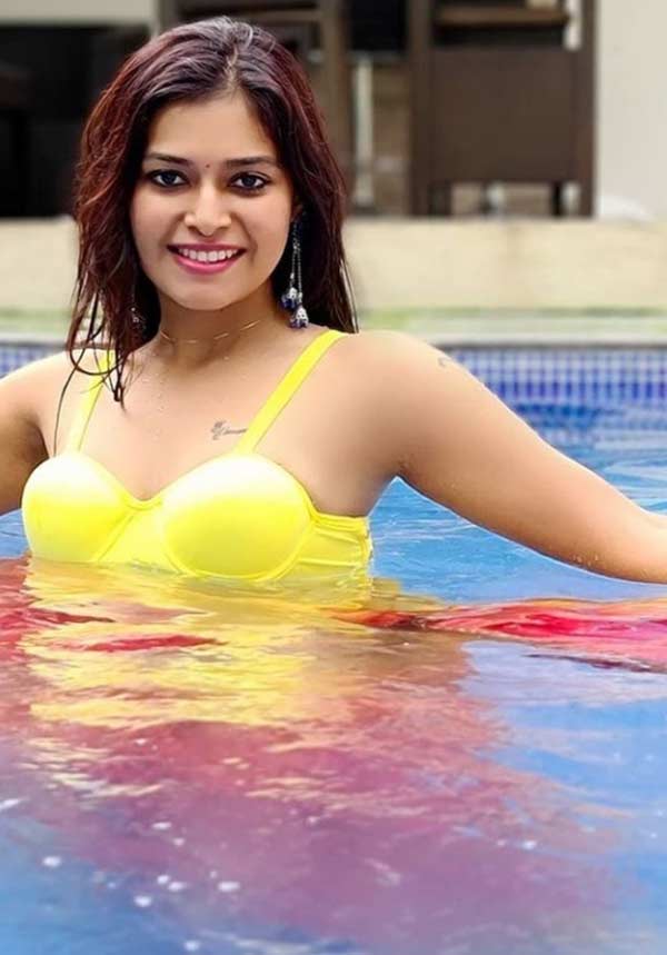 கவர்ச்சியும் 