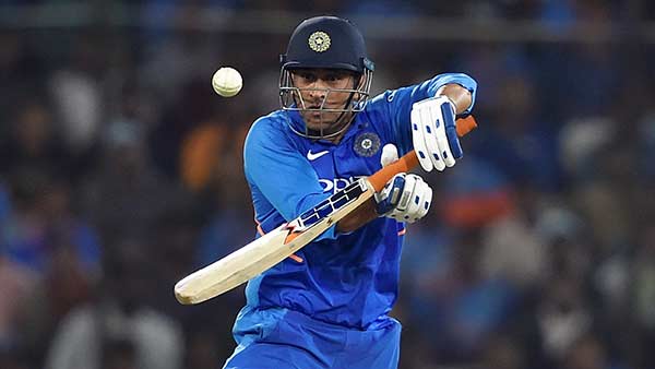 தோனி ரசிகர்கள் 