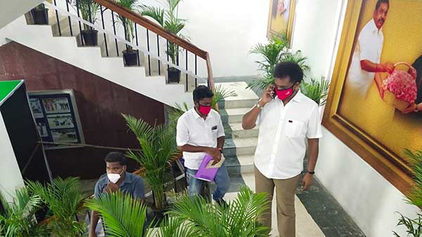 சிறிது நேரம் 