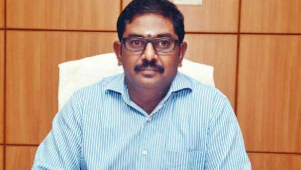 Erode district collector kathiravan IAS tested positive for coronavirus Erode district collector kathiravan IAS tested positive for coronavirus