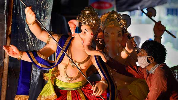 தமிழக அரசு கவனித்துக்கொள்ளும் 