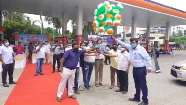 வாடிக்கையாளர்கள் 