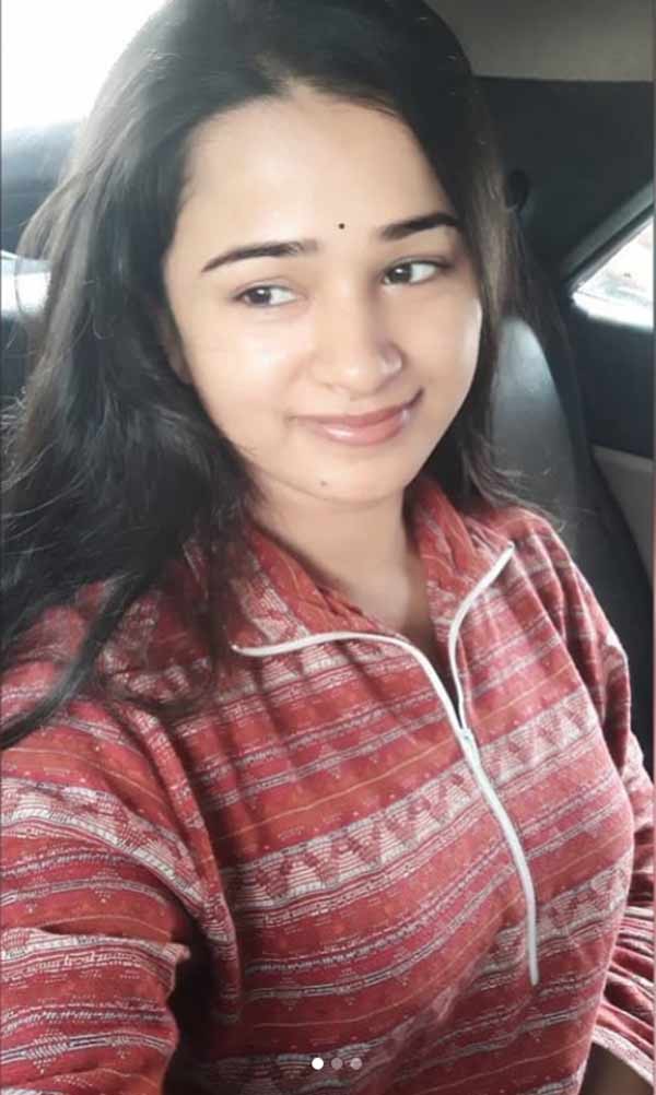 அடுத்தடுத்து படங்கள்