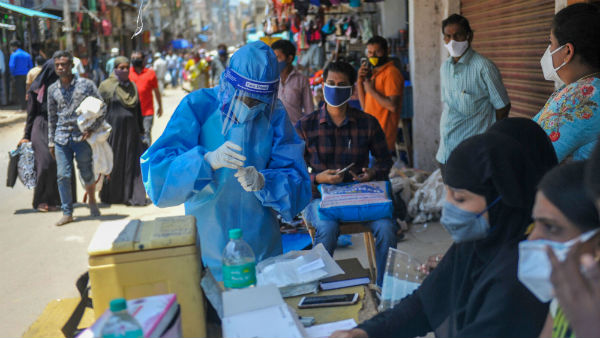 சாலையில் துப்புவது 