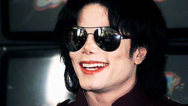  இசை வெள்ளம்