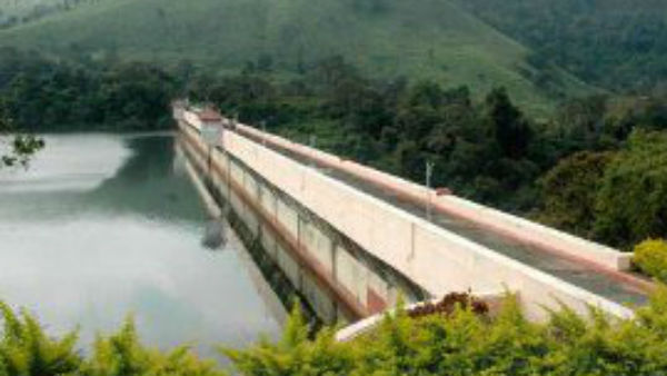 Mullaperiyar dam is getting fill 7 feet increased in one day danger is awaiting 