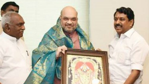 கதவை மூடிய நயினார் 