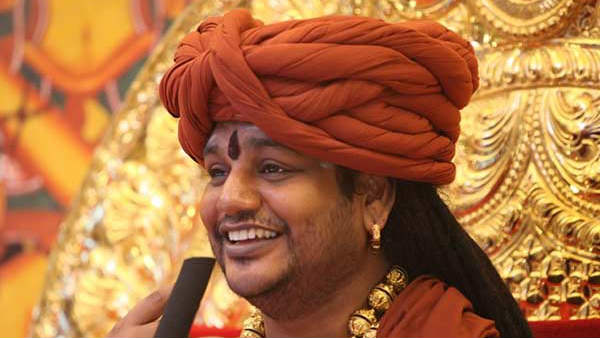  தலைமறைவு