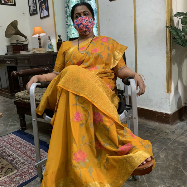  புதிய சேரில் மேடம்