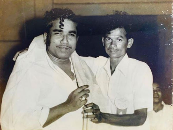 படிப்பில் கெட்டிக்காரர் 