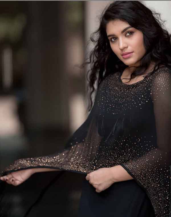 அஜீத் விஜய்க்கு தங்கச்சி