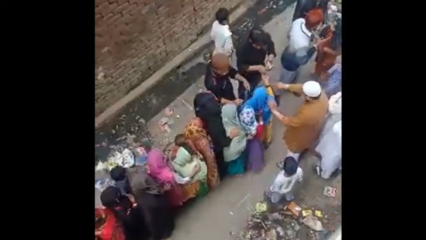 வாங்கிய பெண்கள் வாங்கிய பெண்கள்