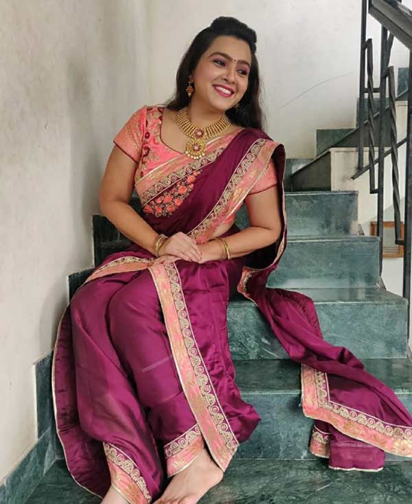 உண்மையான பெயர் சொப்னா