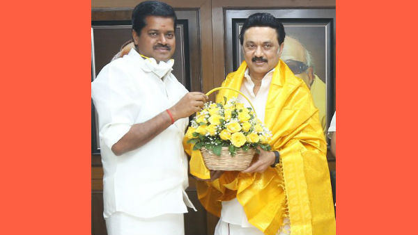  மாவட்ட செயலாளர்