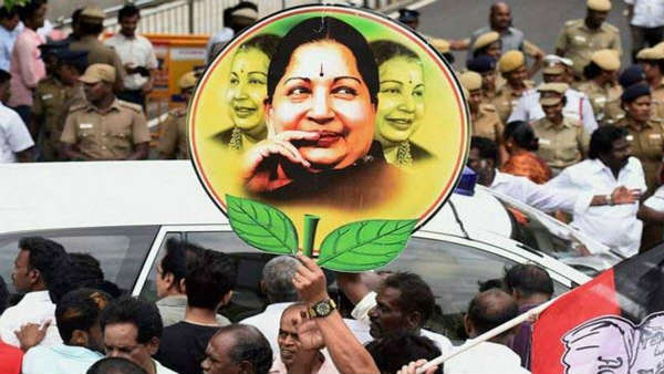 பாசறை செயலாளர் 