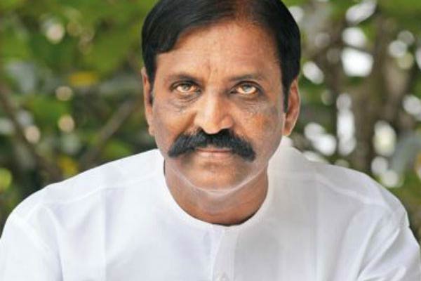 Vairamuthu condemns AYUSH Secretary Vaidya Rajesh Kotecha non Hindi participants can leave meeting Vairamuthu condemns AYUSH Secretary Vaidya Rajesh Kotecha non Hindi participants can leave meeting
