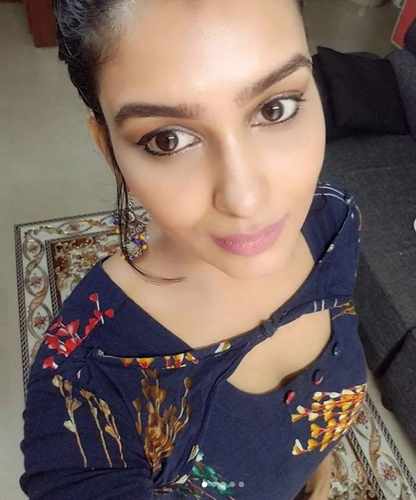 போன் பண்ண மாட்டியா