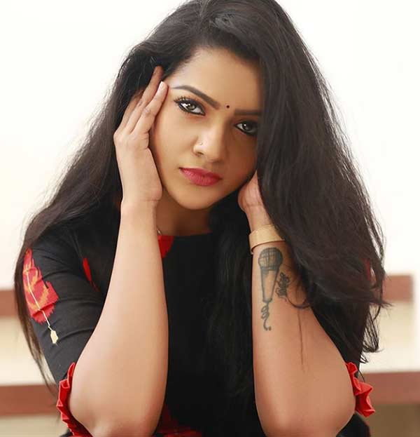 நிஜமாவே முடிஞ்சிருச்சா நிச்சயதார்த்தம்