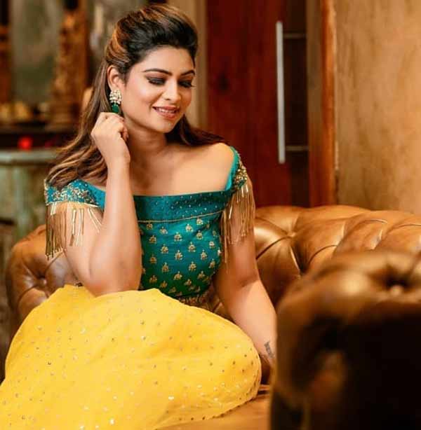 காமெடி கில்லாடிகள்