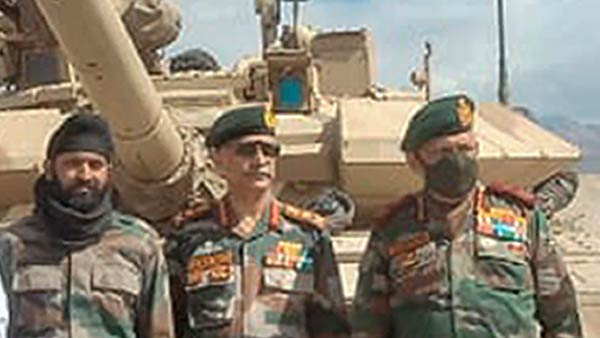 எல்லையில் அத்துமீறல் 