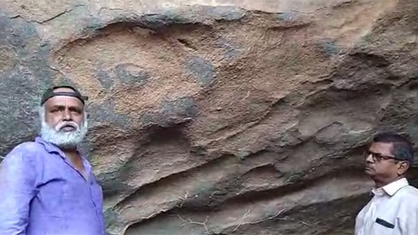 4 உருவங்கள் 