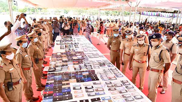 திருடி விற்கும் கும்பல் 