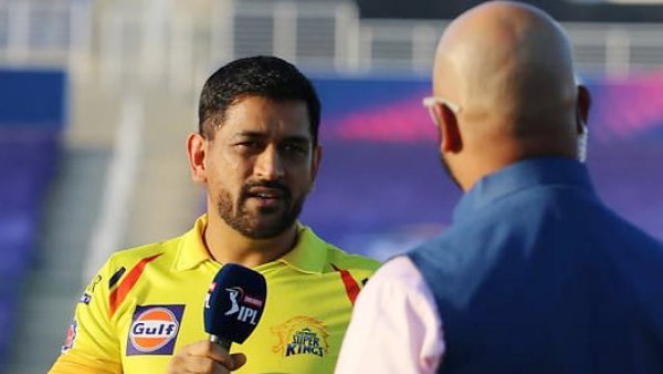 டோனியின் புதிய லுக் 