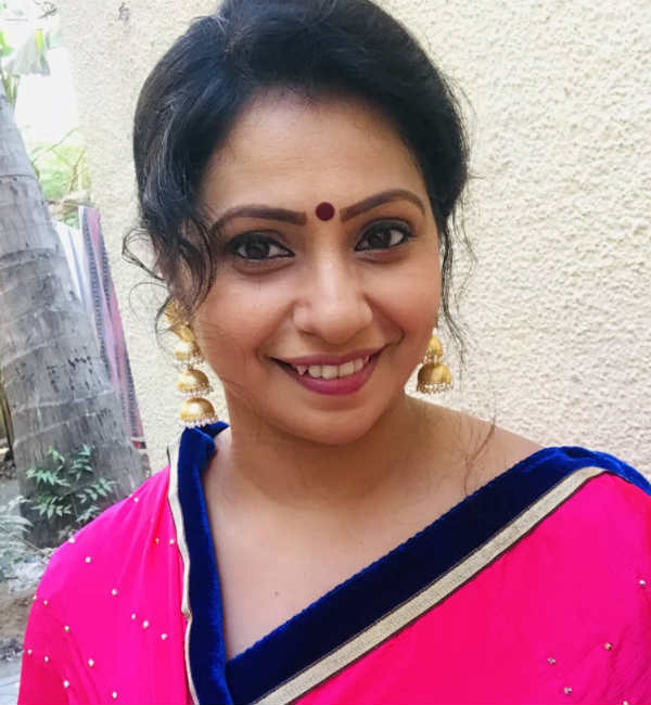  கவினின் அம்மா.. நட்சத்திரா மாமியார்