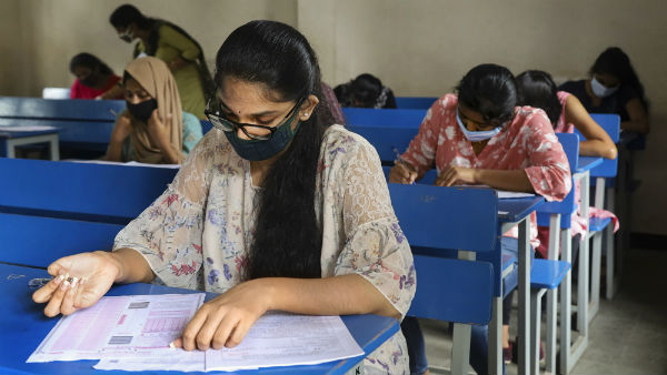 What are the rules and regulations for today Neet exam? 