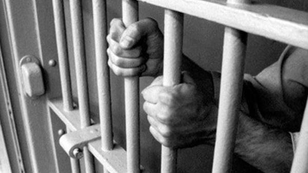 கம்பி எண்ணும் கொடூரன் 