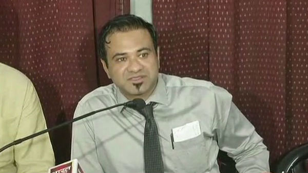 விடுதலை செய்ய வேண்டும் விடுதலை செய்ய வேண்டும்