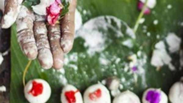 புனித நீராடல் 