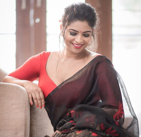 மகேசு வேற வெவல்