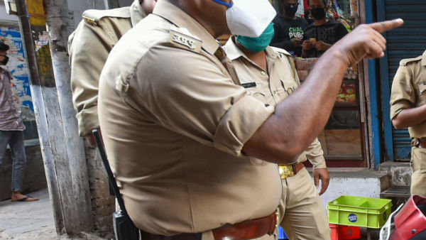 போலீஸ் விளக்கம் 