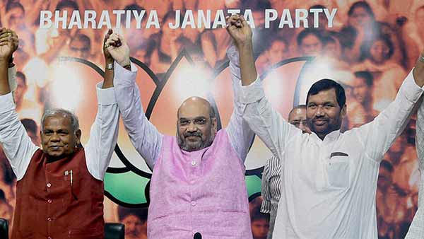 மத்திய அமைச்சர் பதவியில் நீடிப்பாரா? மத்திய அமைச்சர் பதவியில் நீடிப்பாரா?