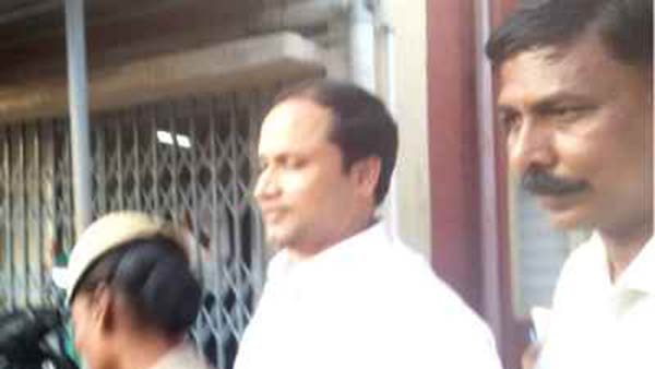 அதிகாரிகளுக்கு தொடர்பு 