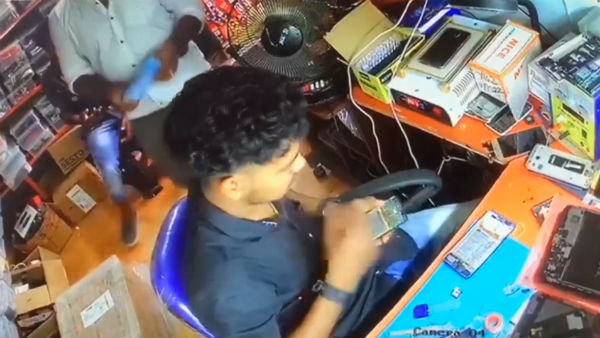 Cellphone Charger burst in phone shop in Kanyakumari 
