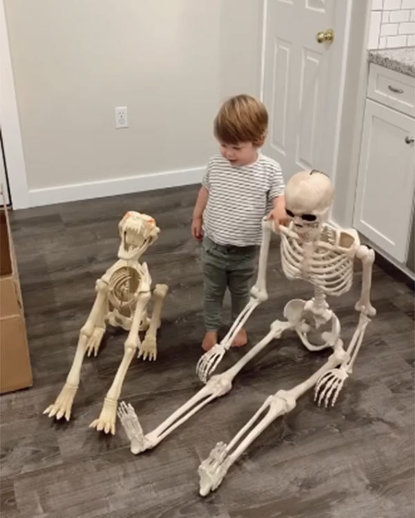 பிளாஸ்டிக் பொம்மை