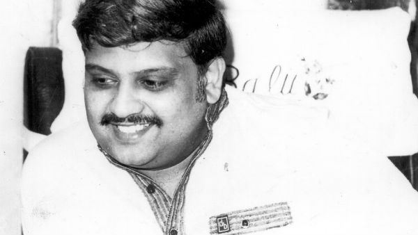 அடிமைப் பெண் 