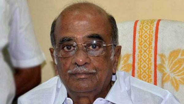 பழுத்த அரசியல்வாதி 