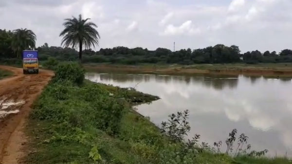 கயிற்றில் சுற்றி இறுக்கி 