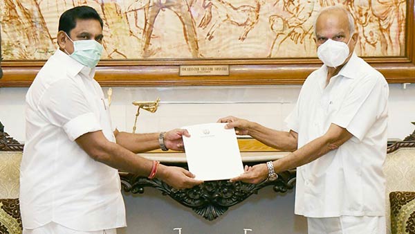  Tamil Nadu Chief Minister Edappadi Palanisamy met Governor Banwarilal Purohit 