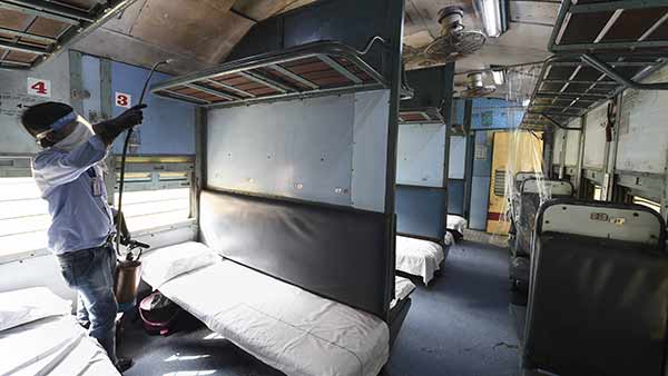 முகக் கவசம் 