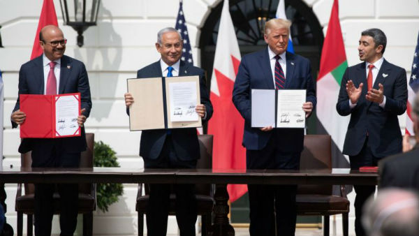 இஸ்ரேலுடன் அமைதி ஒப்பந்தம் இஸ்ரேலுடன் அமைதி ஒப்பந்தம்