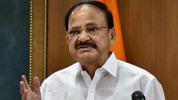 ராஜ்யசபா செயலரிடம் மனு 