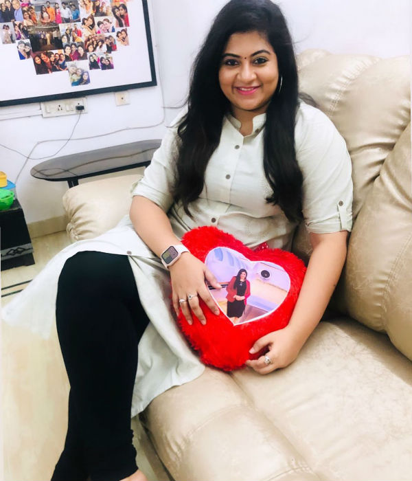  கொஞ்சி விளையாடல்